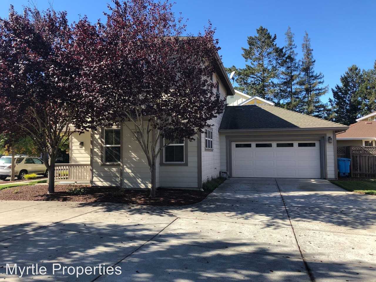 2455 Prairie Ln - Photo 2 of 19
