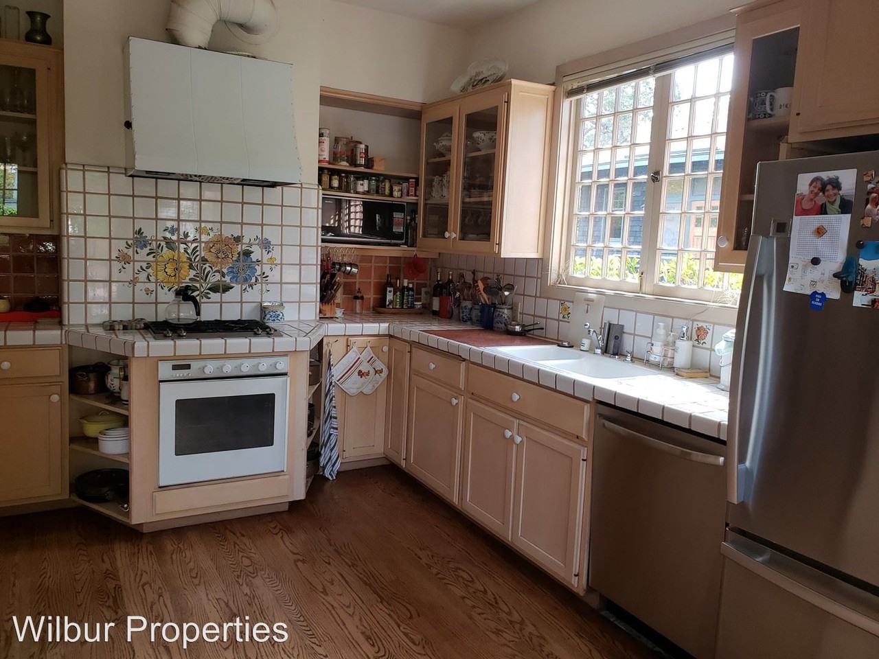 319 Addison Ave - Photo 3 of 14