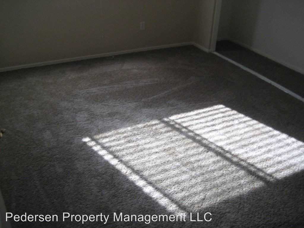 3256 S Chaparral Rd - Photo 3 of 24