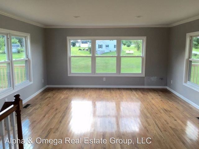 3326 Noblet Rd - Photo 2 of 9