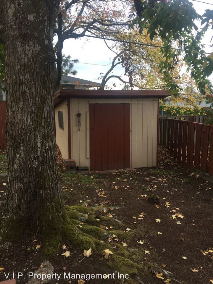 3603 NE 133rd Ave - Photo 3 of 16