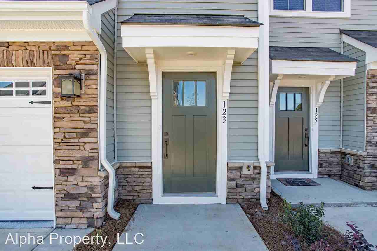 123 Roseridge Drive - Photo 3 of 23