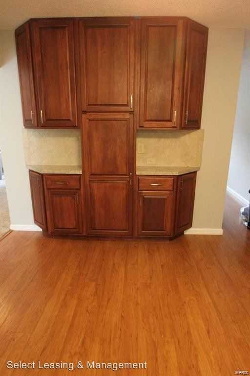 966 Woodside Village Ln - Photo 3 of 17