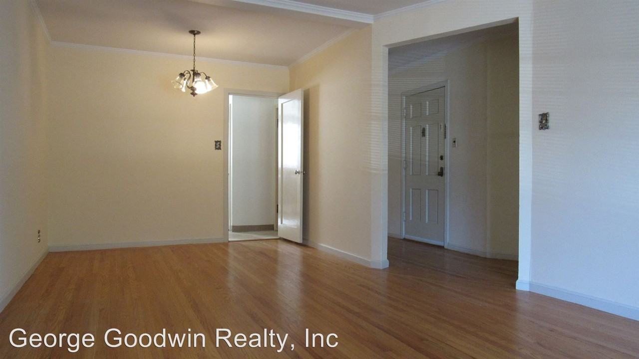4009 Lincoln Way - Photo 2 of 8