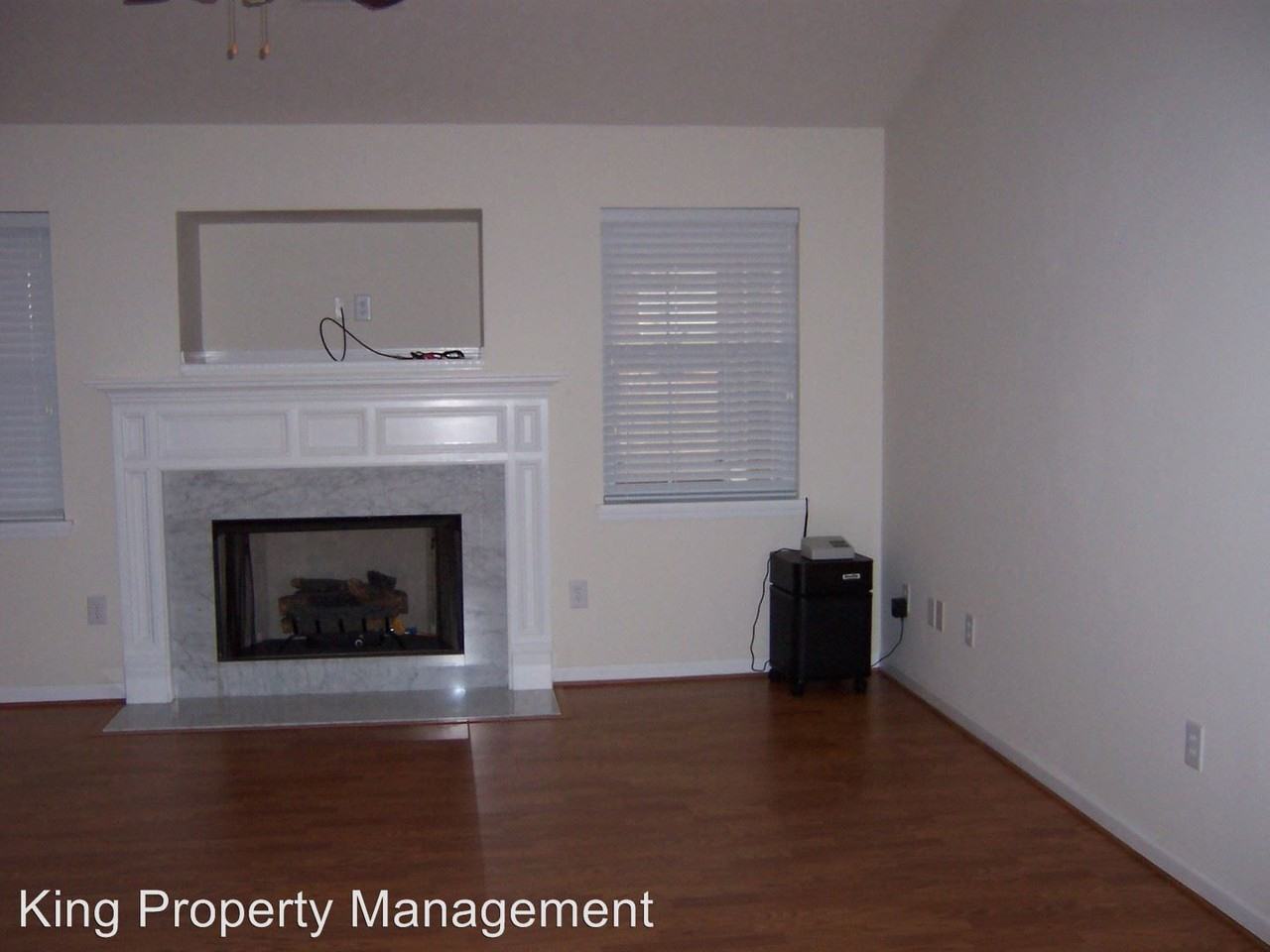 24 Wilson Way - Photo 3 of 10