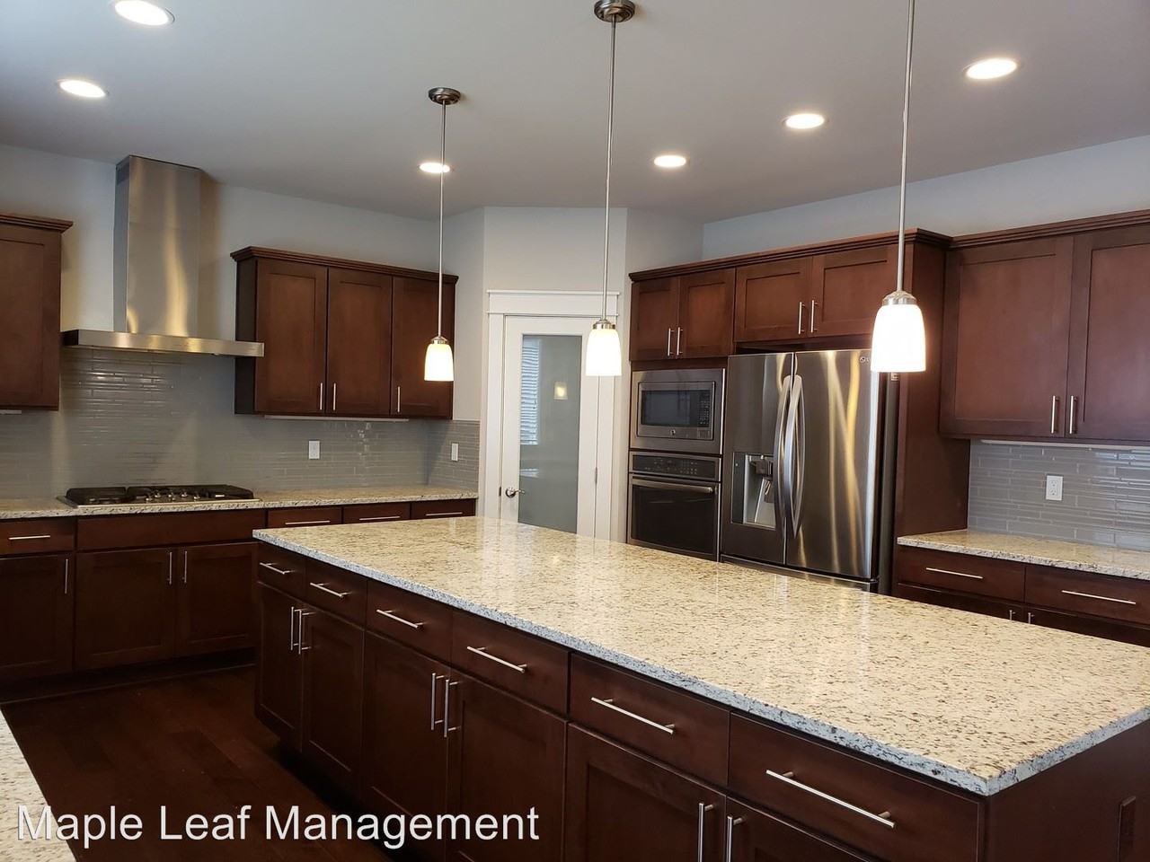 13019 NE 74th St - Photo 2 of 19