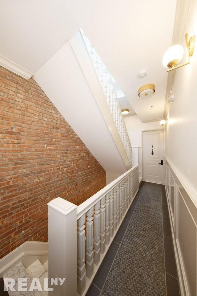 808 Lexington Ave 4 - Photo 3 of 14