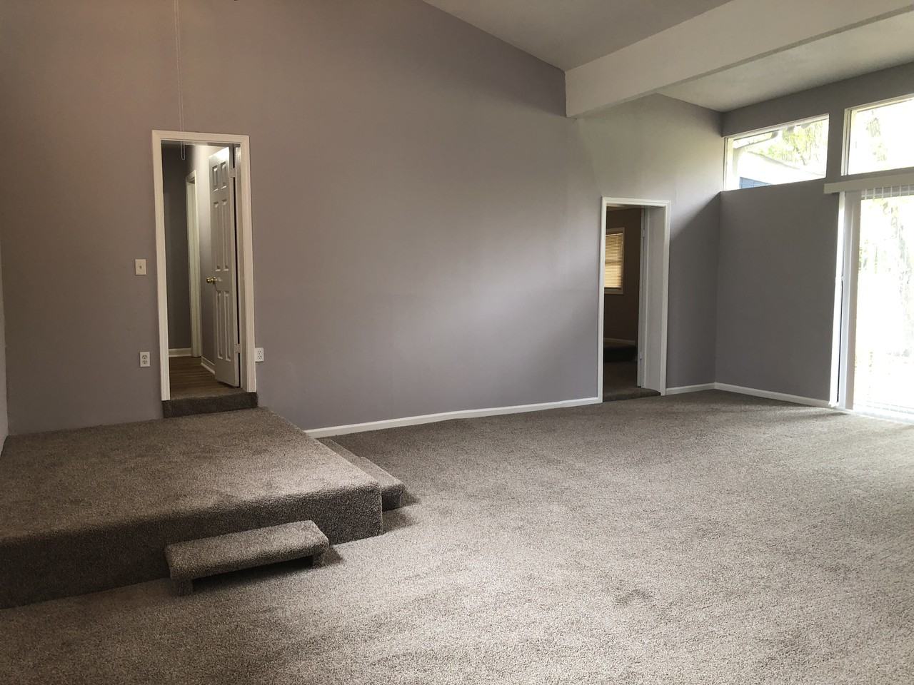 11528 Troost Avenue - Photo 2 of 19