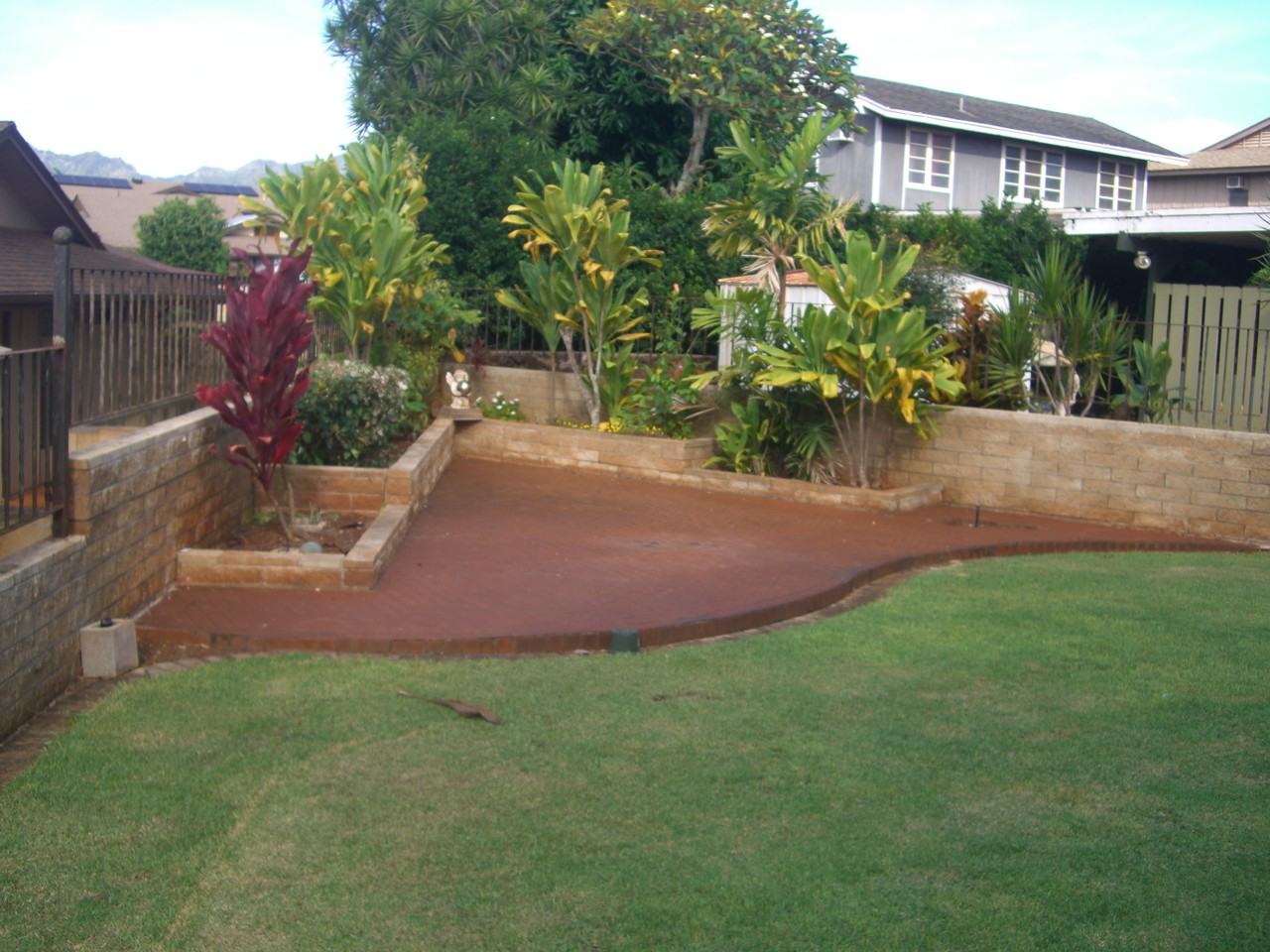 Makohilani St - Photo 4 of 12