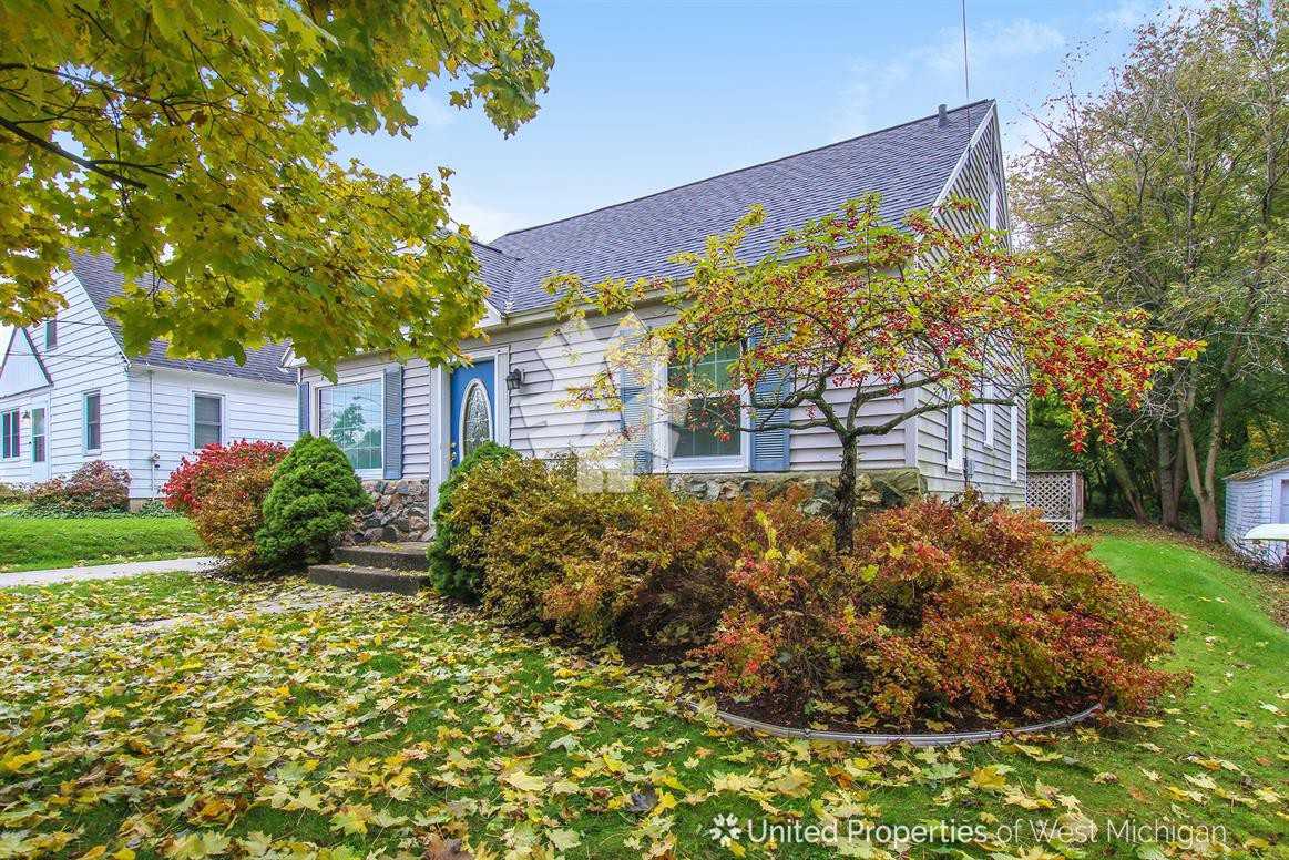 1015 Edison Ave NW - Photo 2 of 34