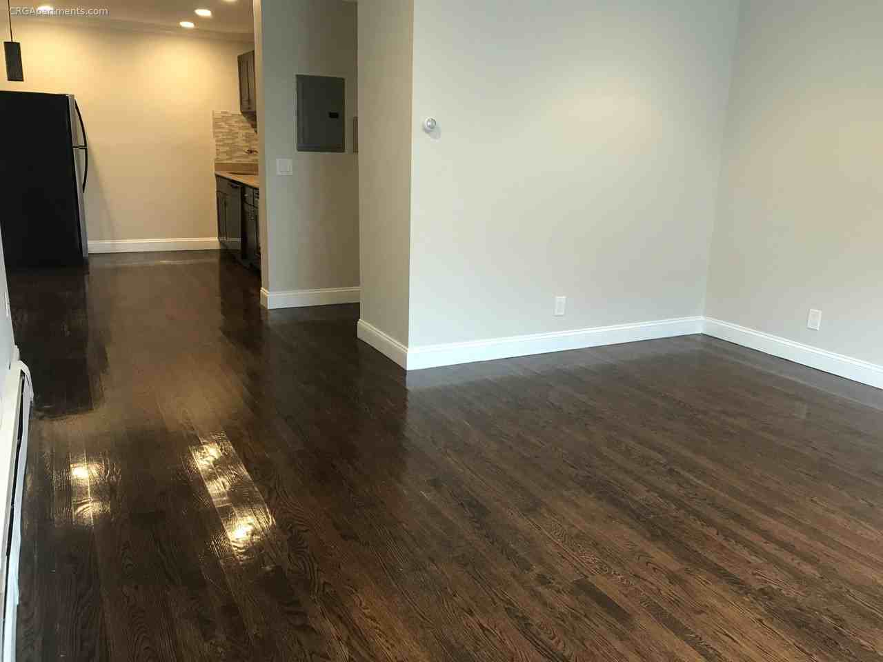 Oxford Ave, Massachusetts, US #4 - Photo 2 of 12