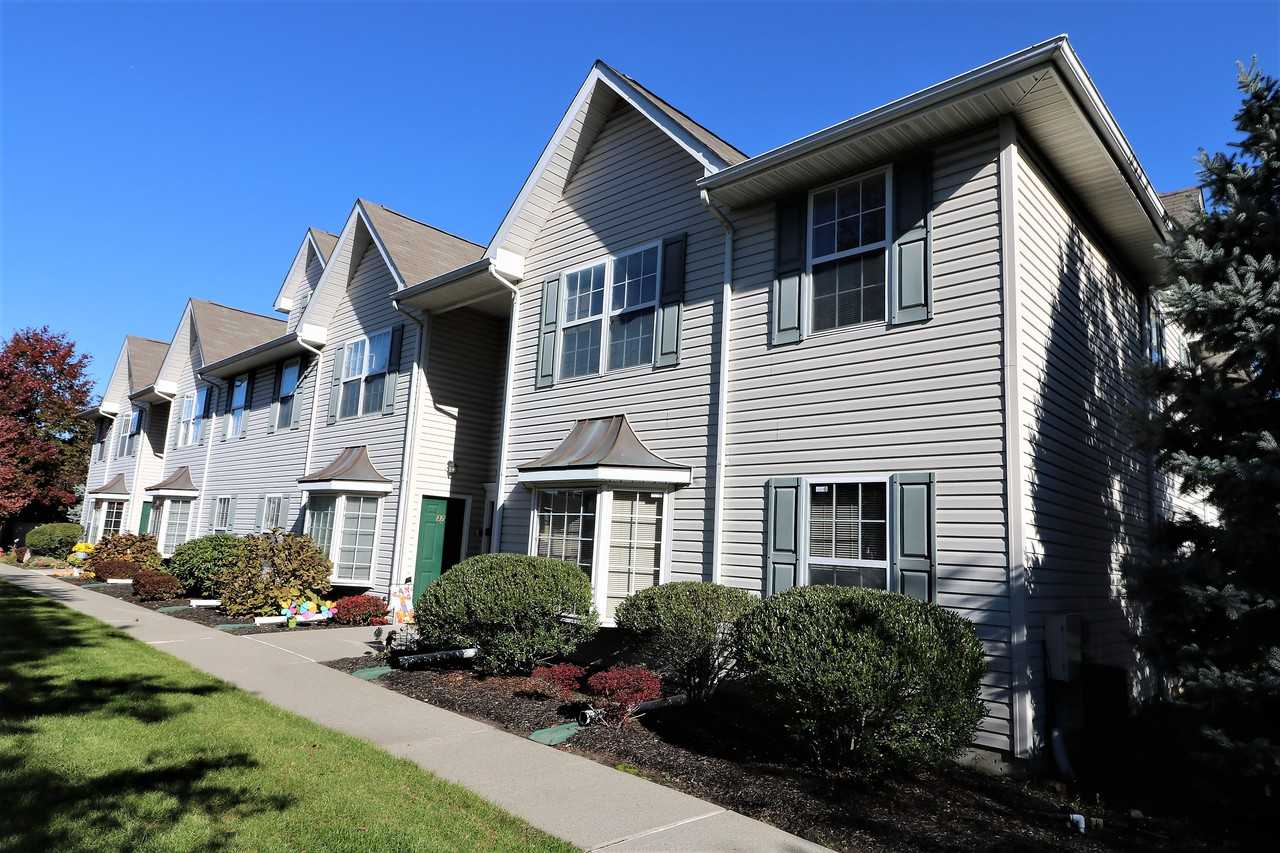 38 Chanda Ct - Photo 2 of 19