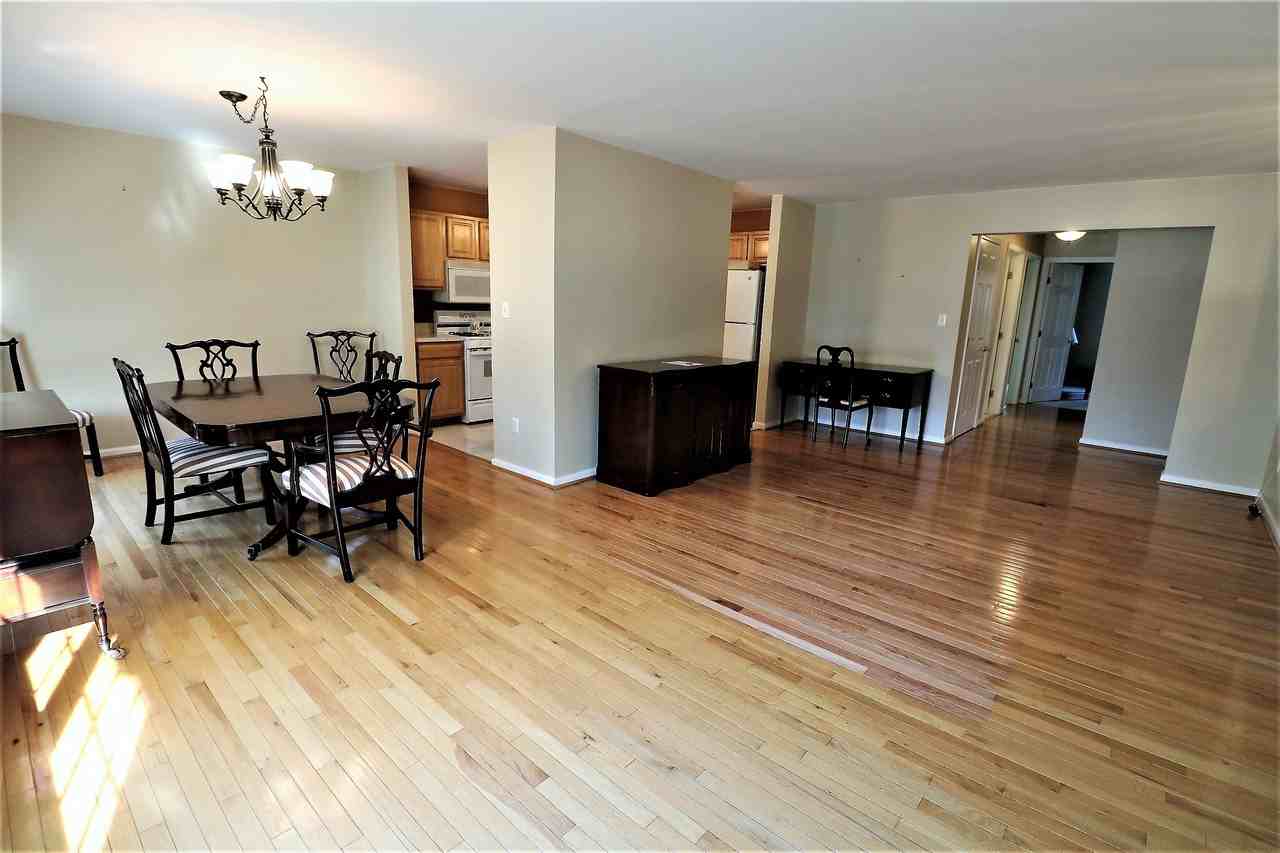 38 Chanda Ct - Photo 3 of 19