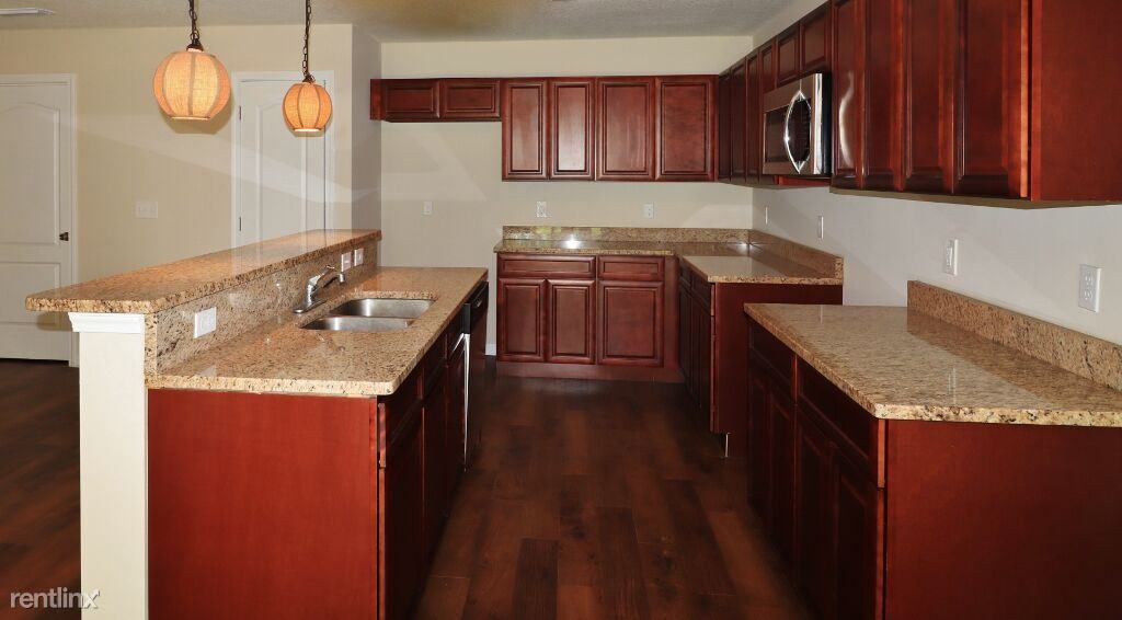 8162 Metto Rd - Photo 3 of 10