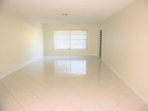 4620 Mahoe Tree Pl #B - Photo 2 of 8