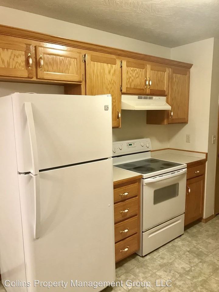 373 Peach Tree St - Photo 3 of 13