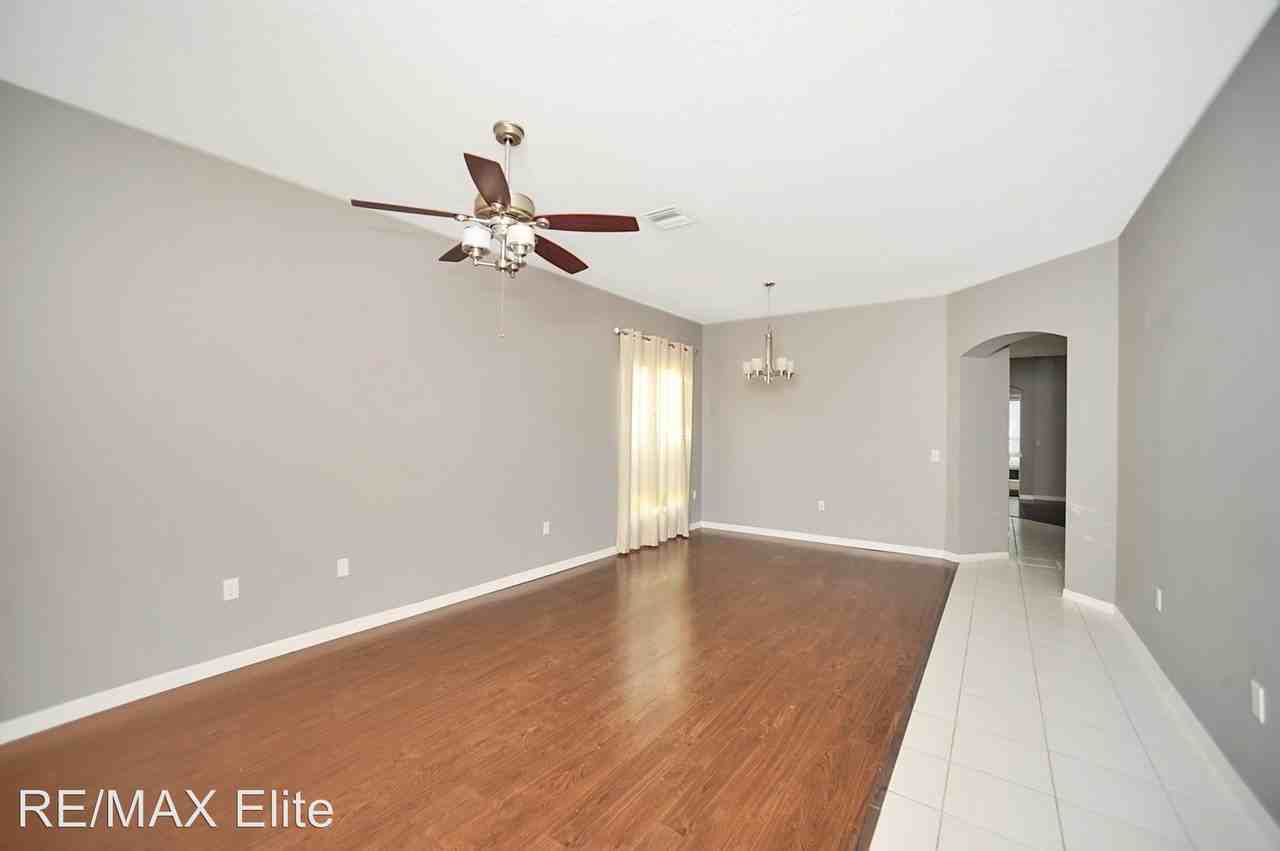 2502 Tara Ct - Photo 2 of 16