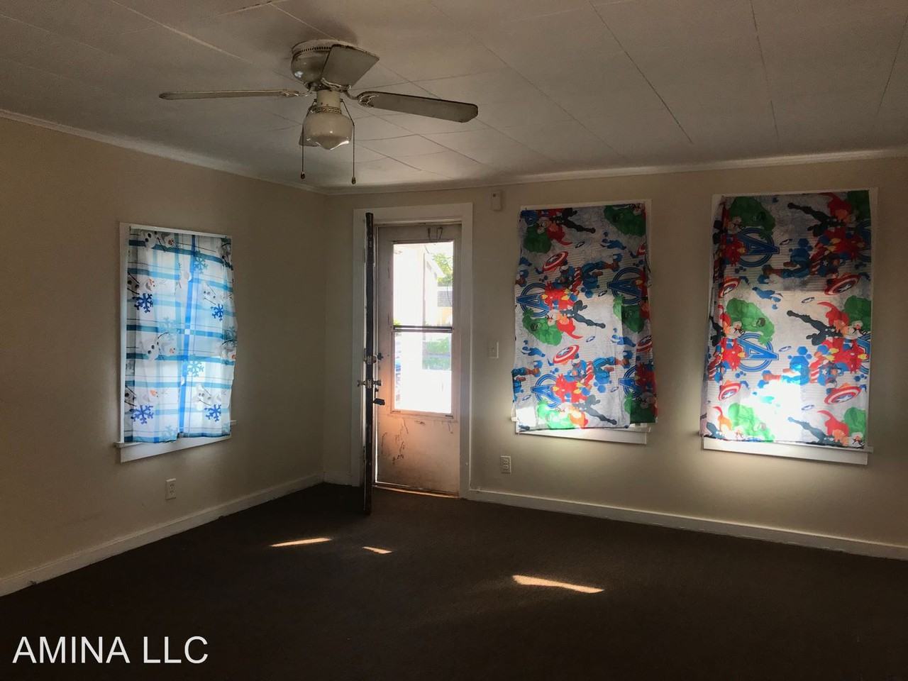 92 Campbell St - Photo 3 of 11