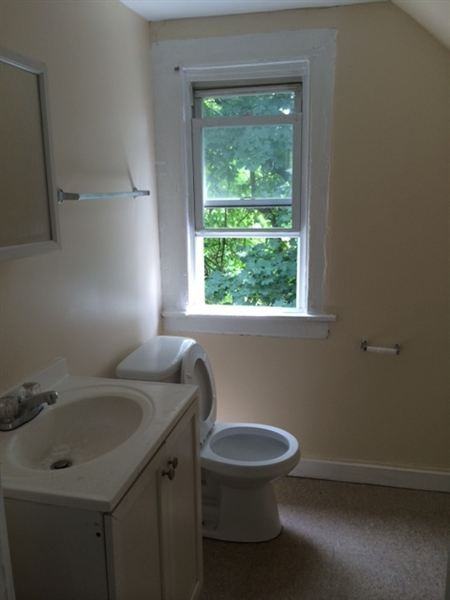 433 Shelton Ave Fl 1 - Photo 3 of 3