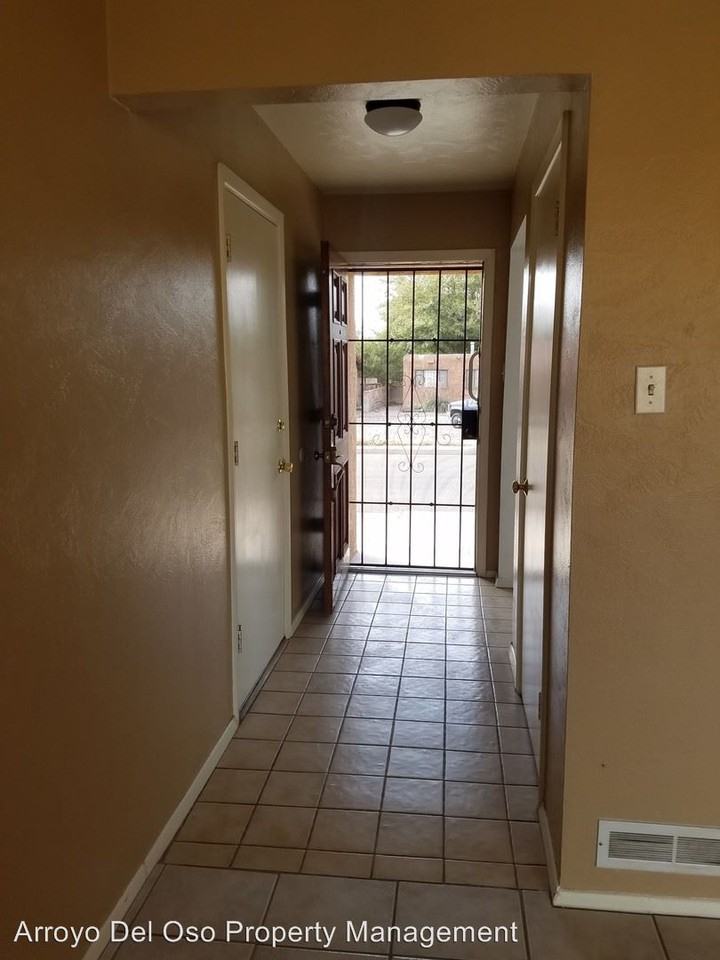 1222 Westerfeld Dr NE - Photo 3 of 15