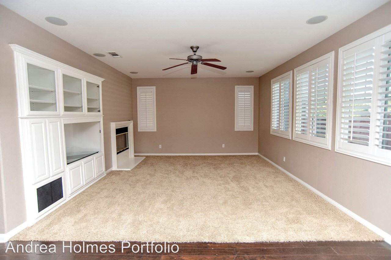 40321 Salem Way - Photo 3 of 24