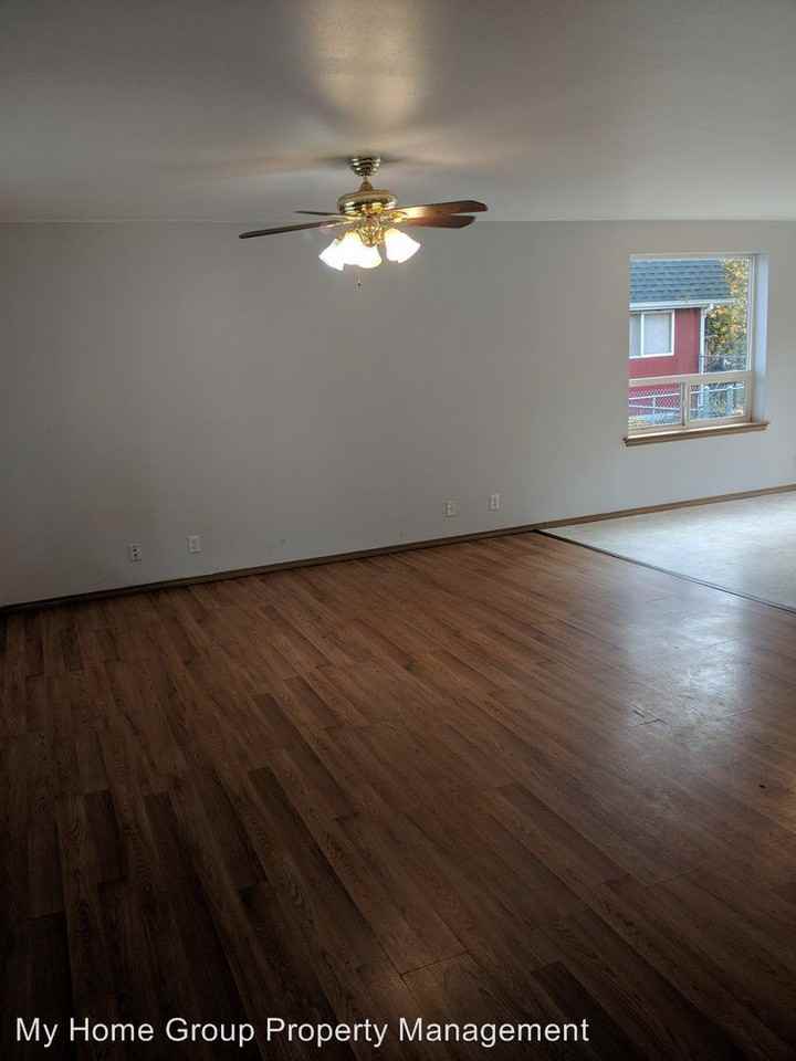 17611 155th Ave SE - Photo 2 of 11