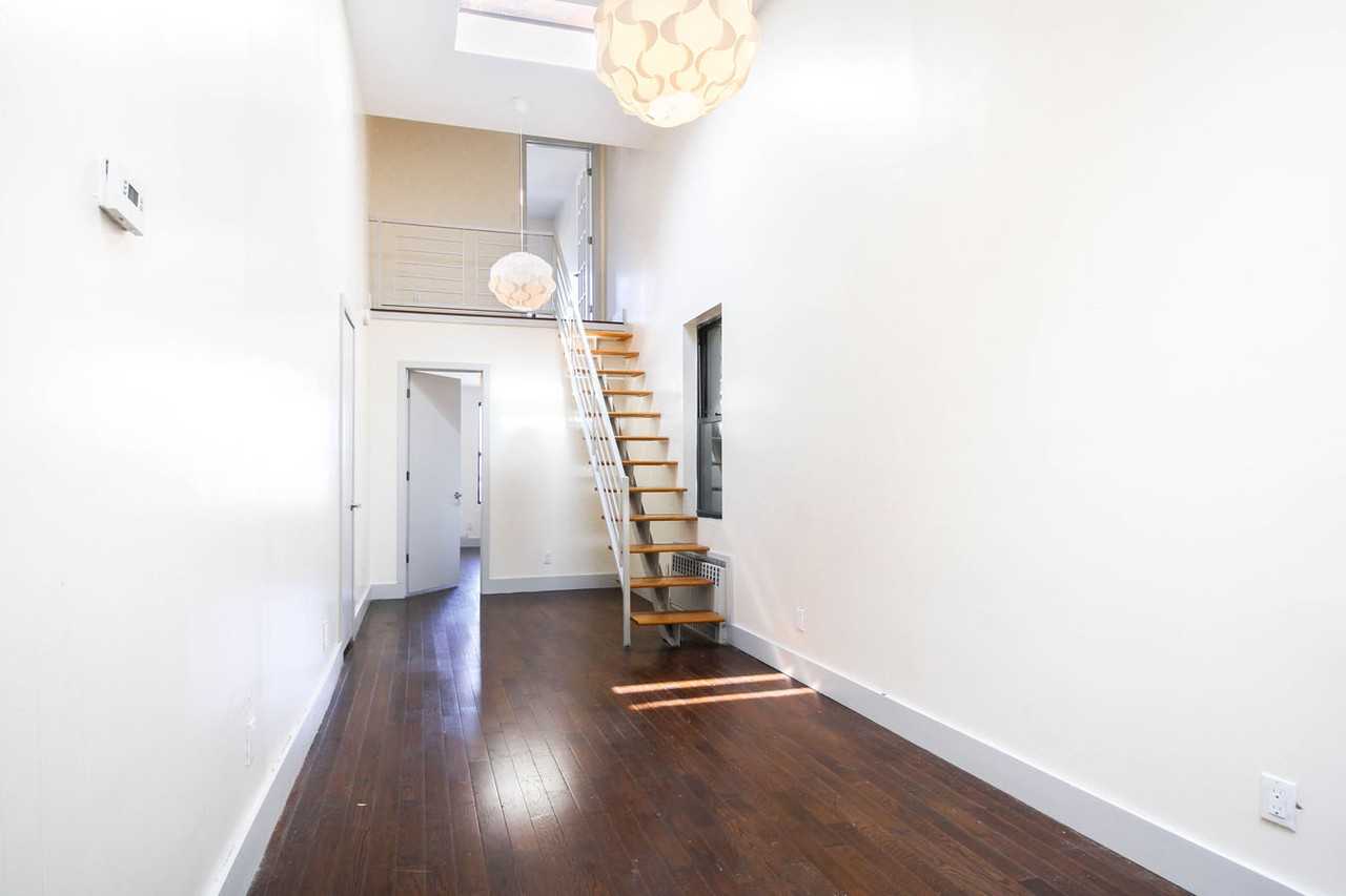 26 Wilson Avenue #Flr 3