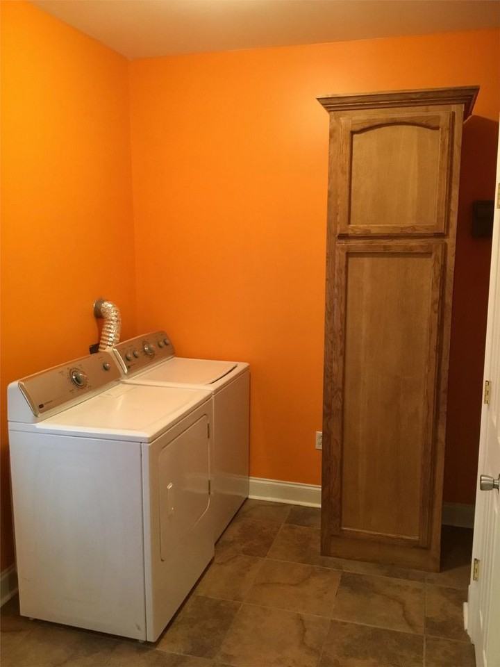 311 Thoroughbred Park Drive - Photo 3 of 38