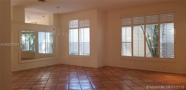 2466 Bay Isle Court - Photo 3 of 6