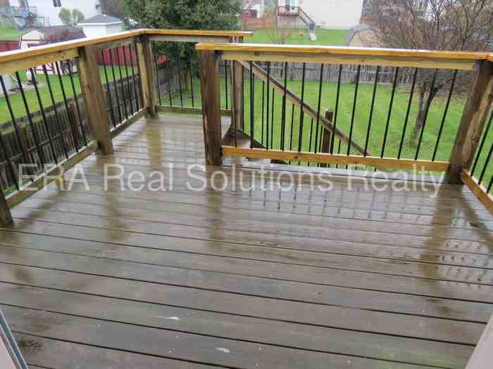 35 Ashton Dr - Photo 2 of 22