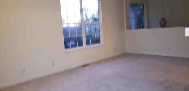 810 Summit Creek Dr - Photo 2 of 6