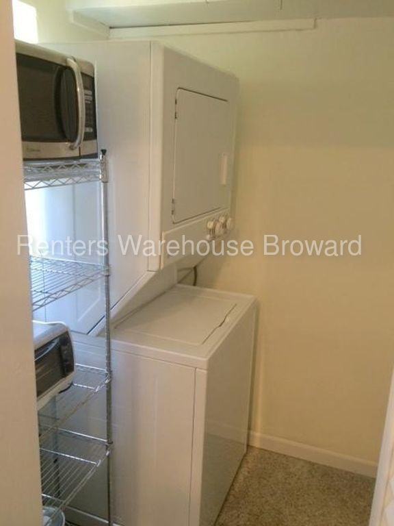 1700 SW 13th Ct - Photo 3 of 25