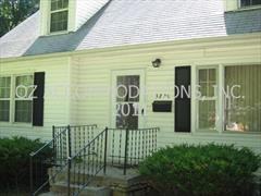 3220 N 52nd Terrace - Photo 3 of 15