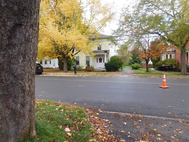 21 N Main St - Photo 2 of 10