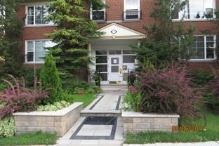 Old Mill Subwy & Bloor Street West - Photo 1 of 1