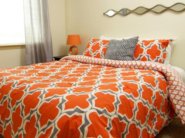 14350 Tukwila International Blvd - Photo 2 of 20