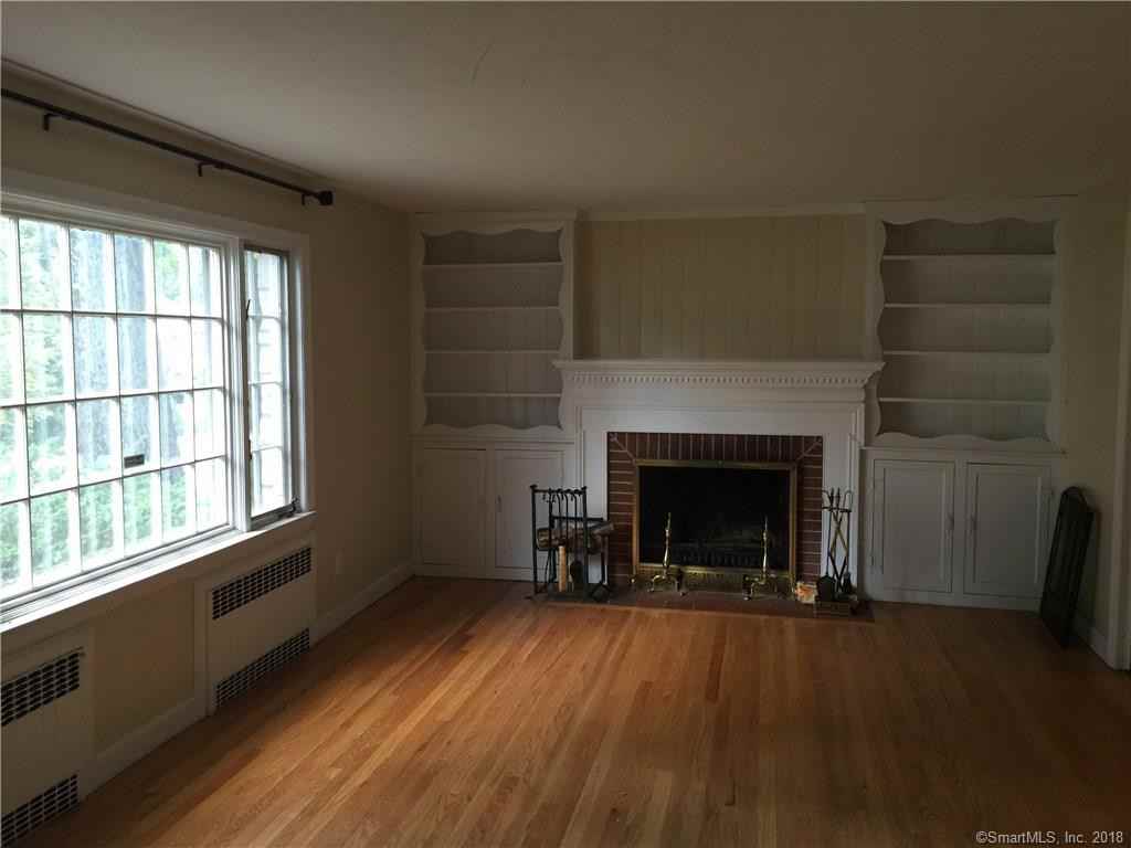 299 Orchard Ave - Photo 2 of 16