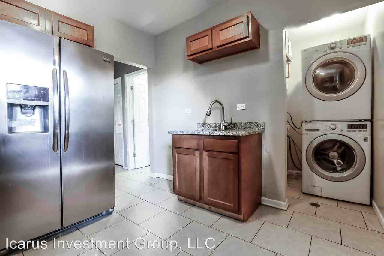 6341 S Saint Lawrence - Photo 2 of 12