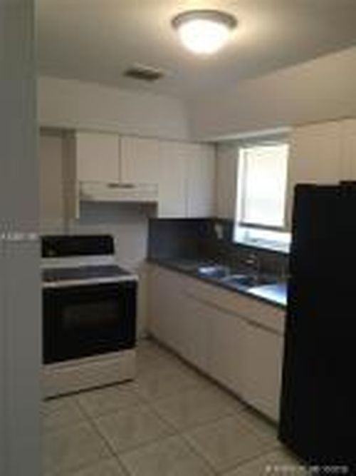 3500 NW 38th Terrace - Photo 2 of 7