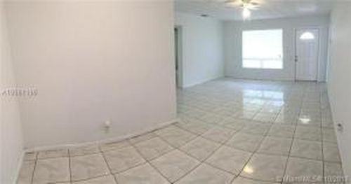 3500 NW 38th Terrace - Photo 3 of 7