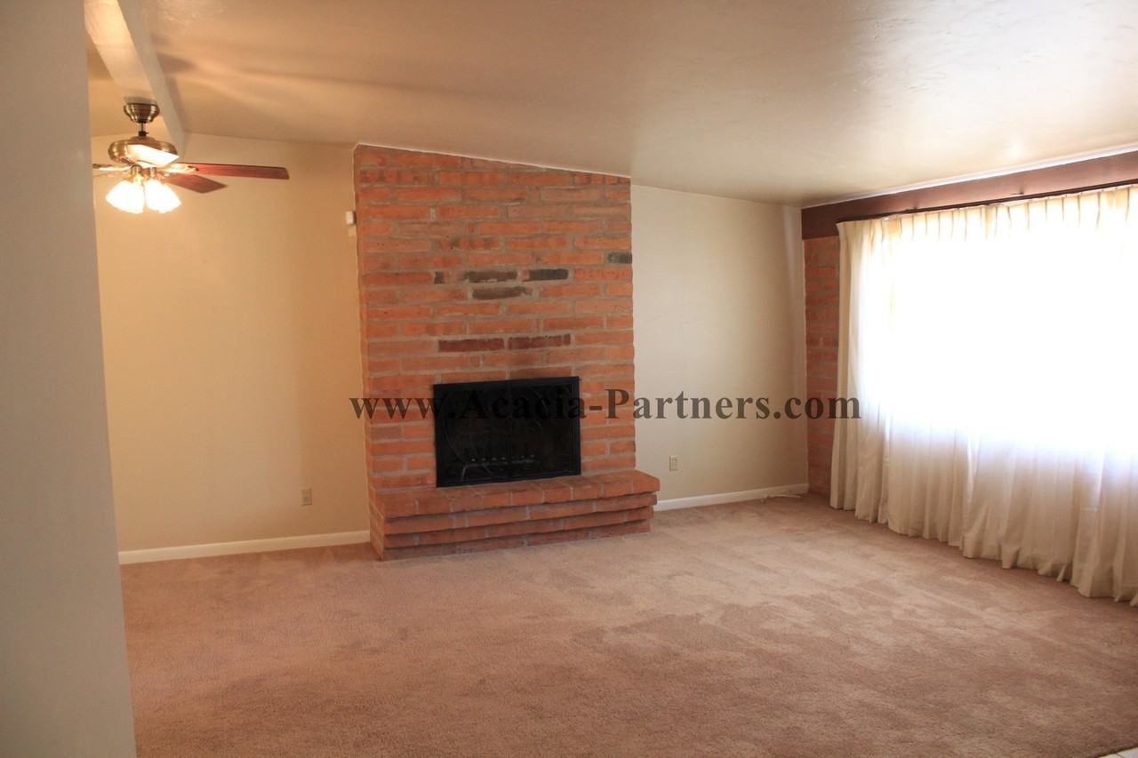 4441 E Holmes St - Photo 2 of 13