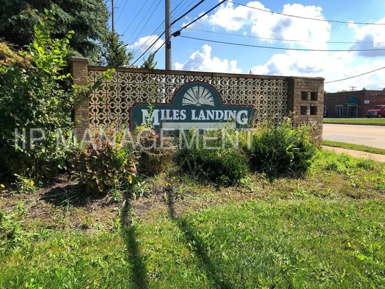 4925 Banbury Court, Warrensville Heights, OH 44128, USA 6 unit Rentals Zumper