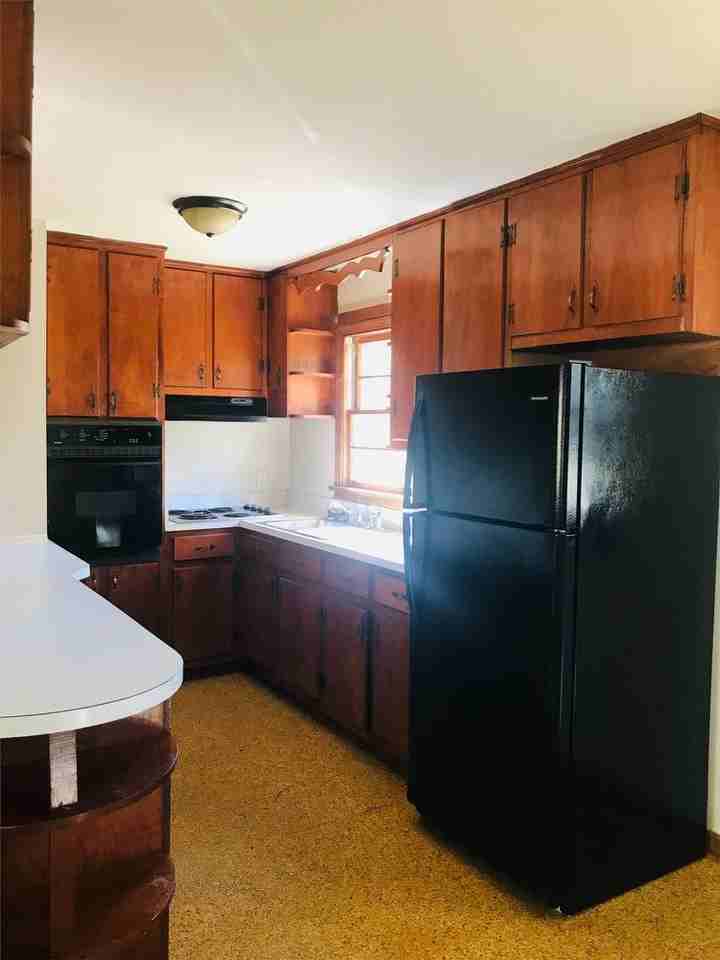 10514 Robert East Lee Dr - Photo 2 of 24