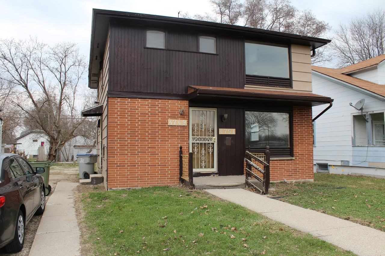 4749 North 48th Street #Upper, Milwaukee, WI 53218 2 ...