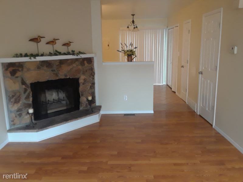 1842 Zebulon Dr - Photo 2 of 11