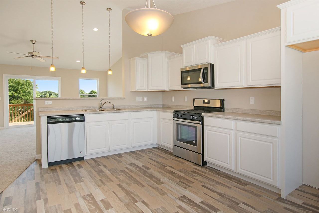 3524 Fernwood Ln - Photo 3 of 17