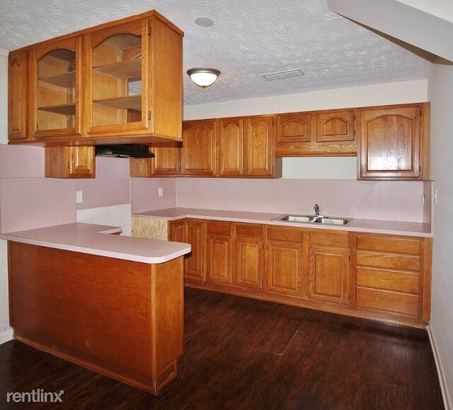 764 Mamie Rd - Photo 3 of 9