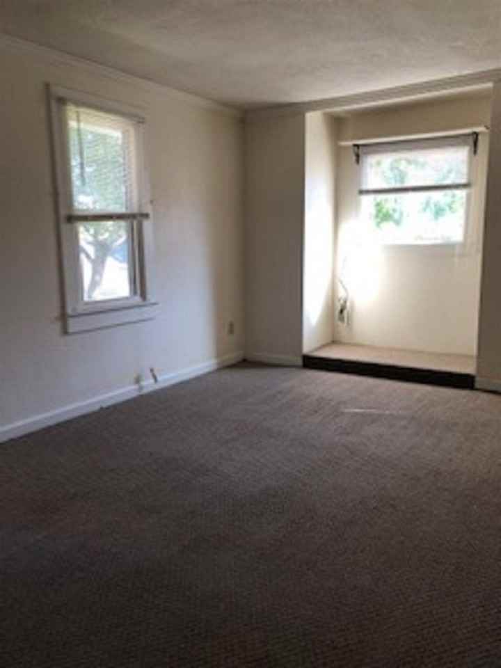 1333 W 4th St - Photo 2 of 10