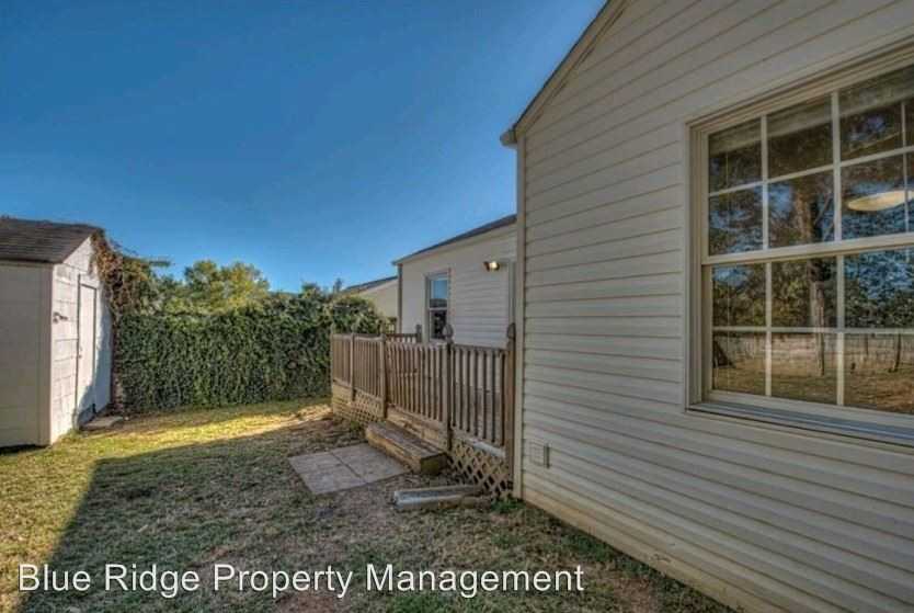 204 Kaywood Ave - Photo 3 of 24