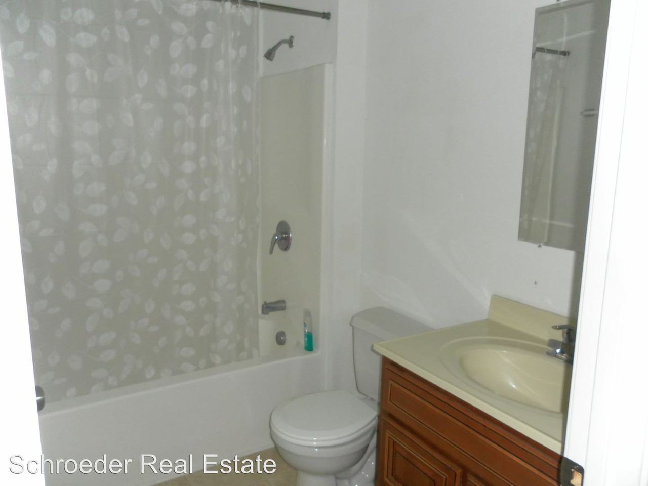 217 Walthall St - Photo 3 of 5